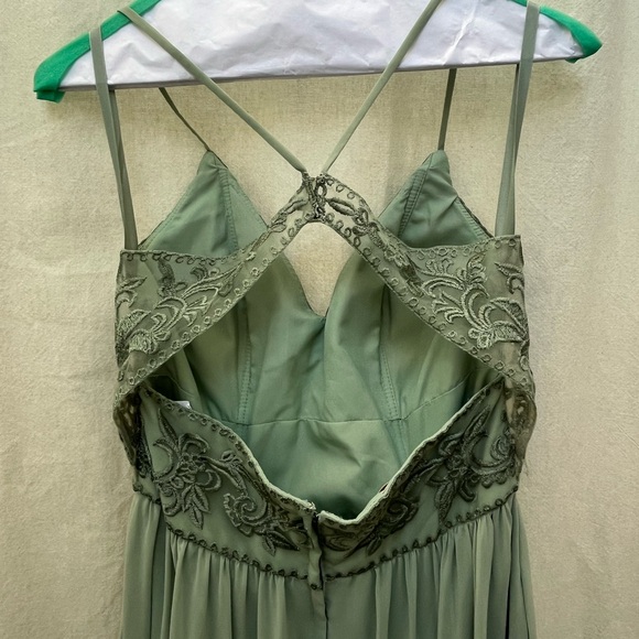 Kennedy Blue Bridesmaid Dress - Picture 4 of 8